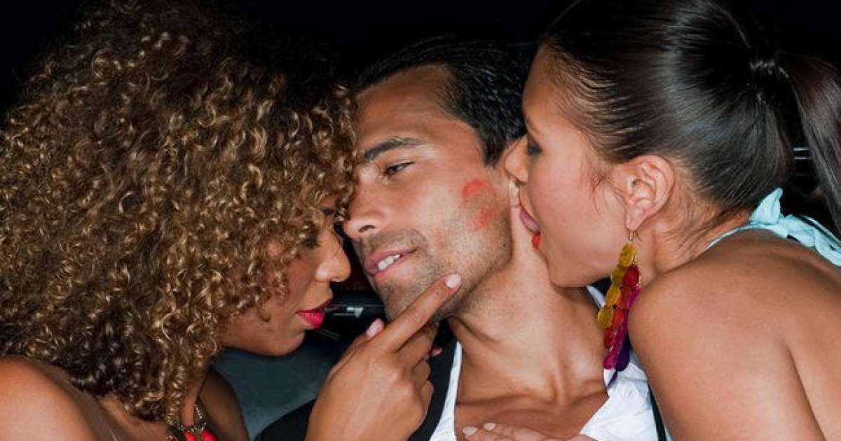 how to find a threesome